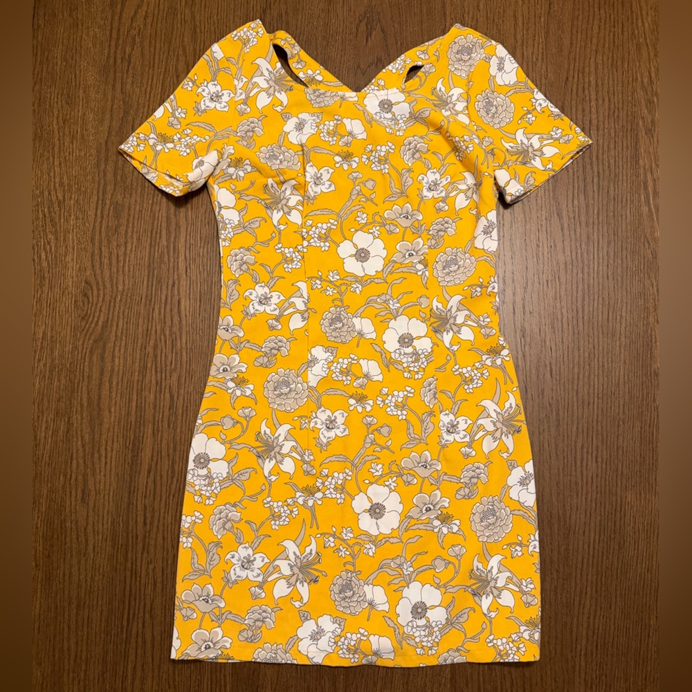 Hollister Yellow Floral Criss Cross Cutout Sundress Size XS